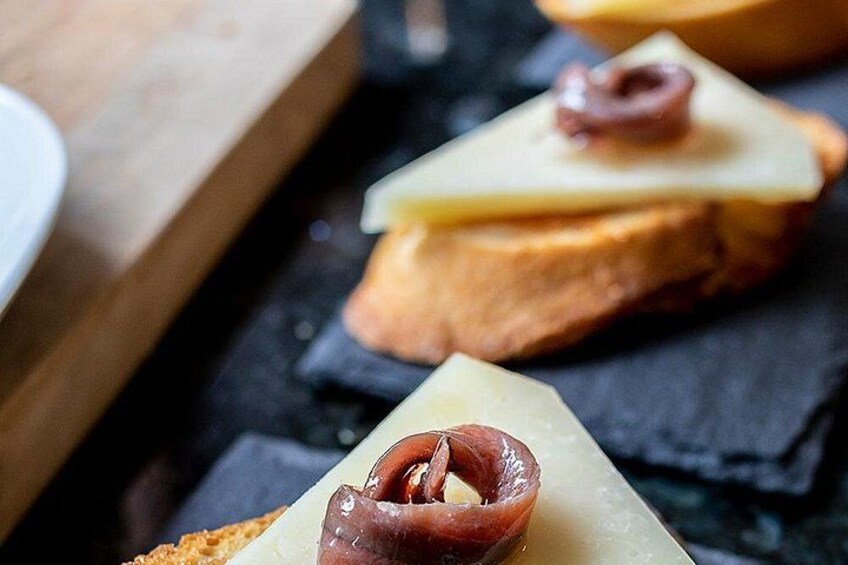 Pintxos and Tapas Cooking Class in Bilbao 4