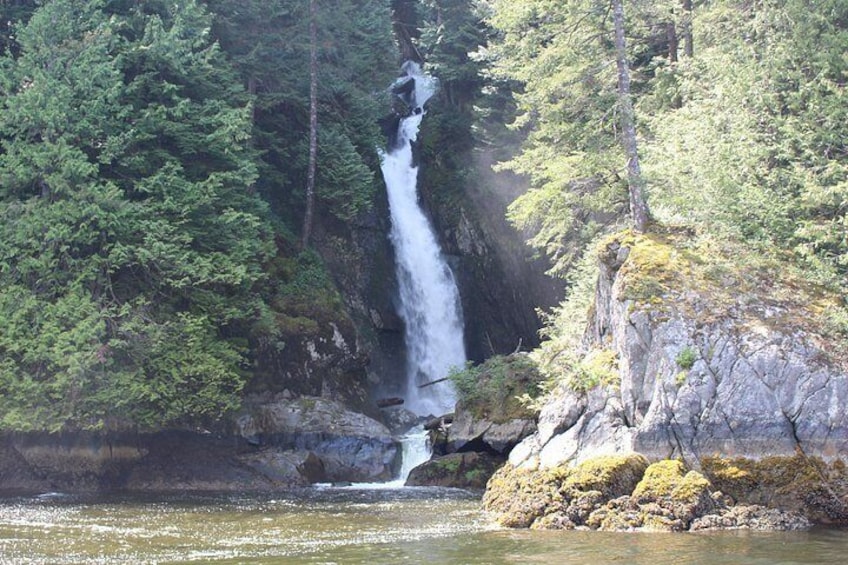 The magical Silver Falls! 2
