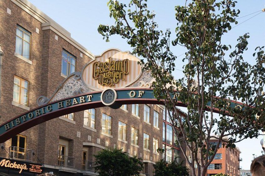 Gaslamp Quarter Food & Drink Tour: Brothels, Bites & Booze 1