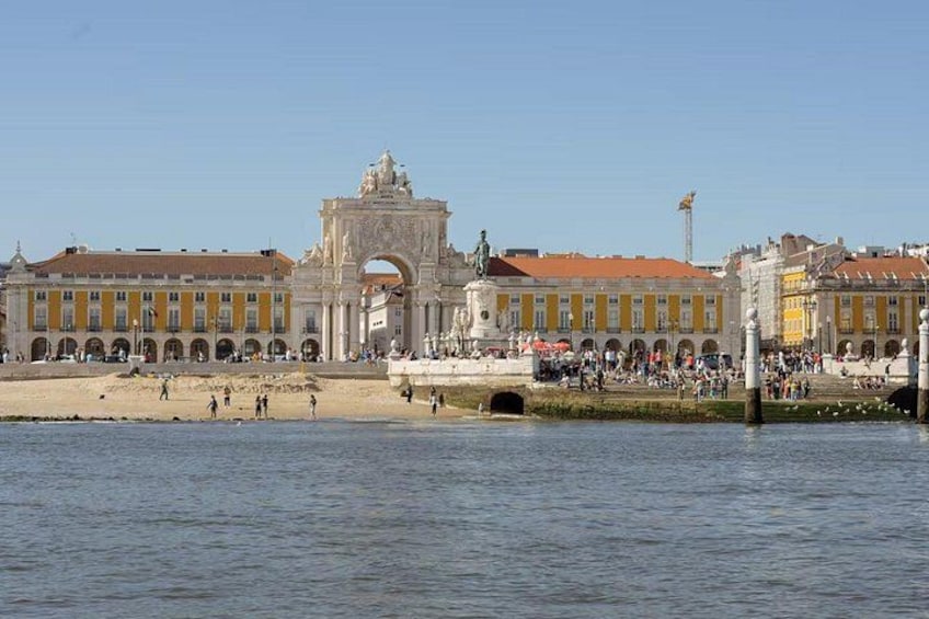 Lisbon Sailing Catamaran Public Cruise with drinks 2