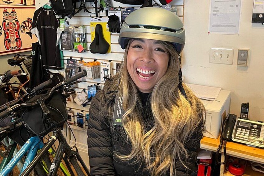 Victoria City Highlights Pedal or E-Bike Tour - Hoods & Legends 2