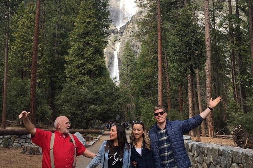Semi Private Yosemite Tour with Ahwahnee Lunch and Hotel Pickup 1