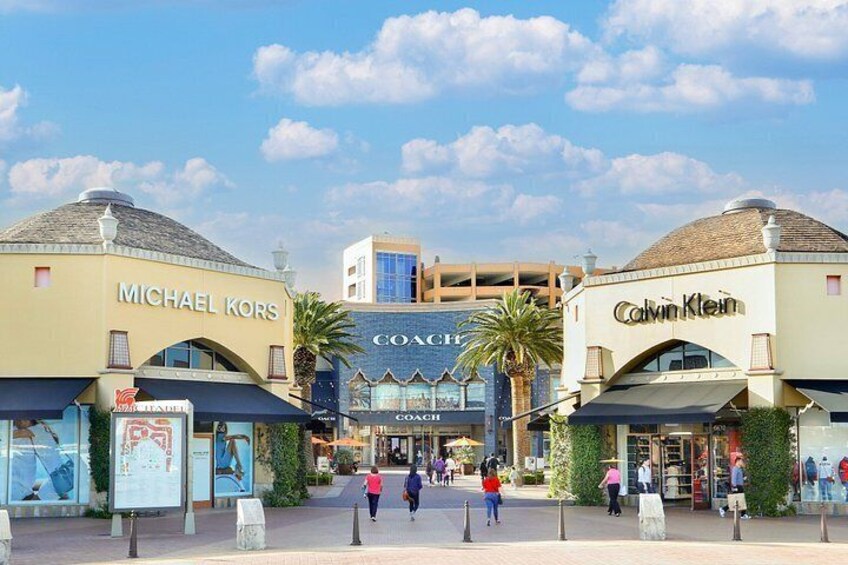Citadel Outlets Day Trip from Los Angeles with Optional LAX Drop-Off 3