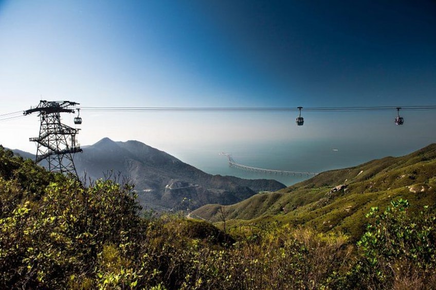 Viewing HZM Bridge on the cable car ride 2