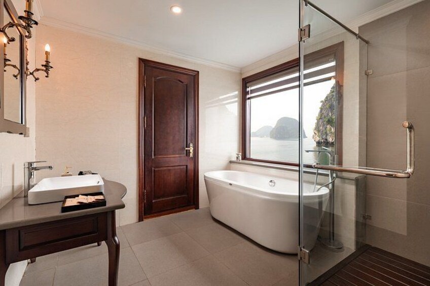 LIKE A BOSS-Luxury options-2d/1n All inclusive in Halong Bay 3