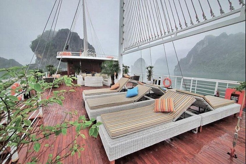 Full Day-All Inclusive: Halong Bay-Lan Ha Bay-Bai Tu Long Bay 4
