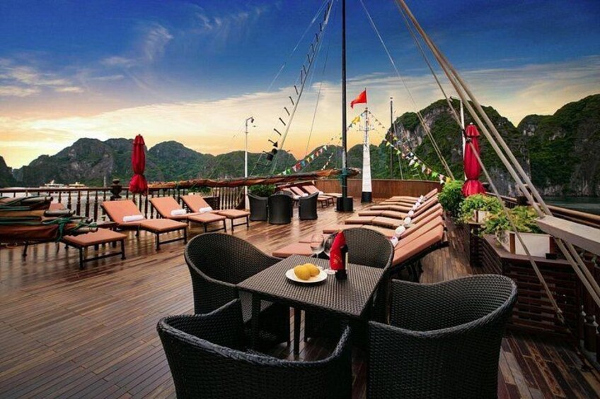 TOP TIER: 3 DAYS/2 NIGHTS tours- LIKE ABOSS on beautiful cruises 4
