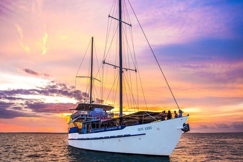 Darwin Sunset Dinner Cruise 4