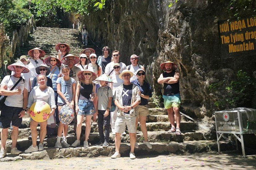 3-day-hanoi-ninh-binh-ha long-lan-ha-bay-5-star-cruise-bathtub 3