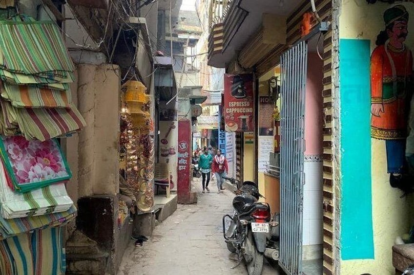 Assi to Manikarnika Walking Tour: Varanasi Ghats & Lanes 5