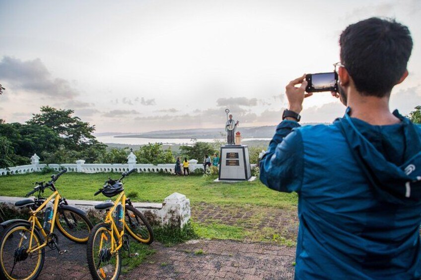 BLive Electric Bike Tours – Discovery of Divar Island 5