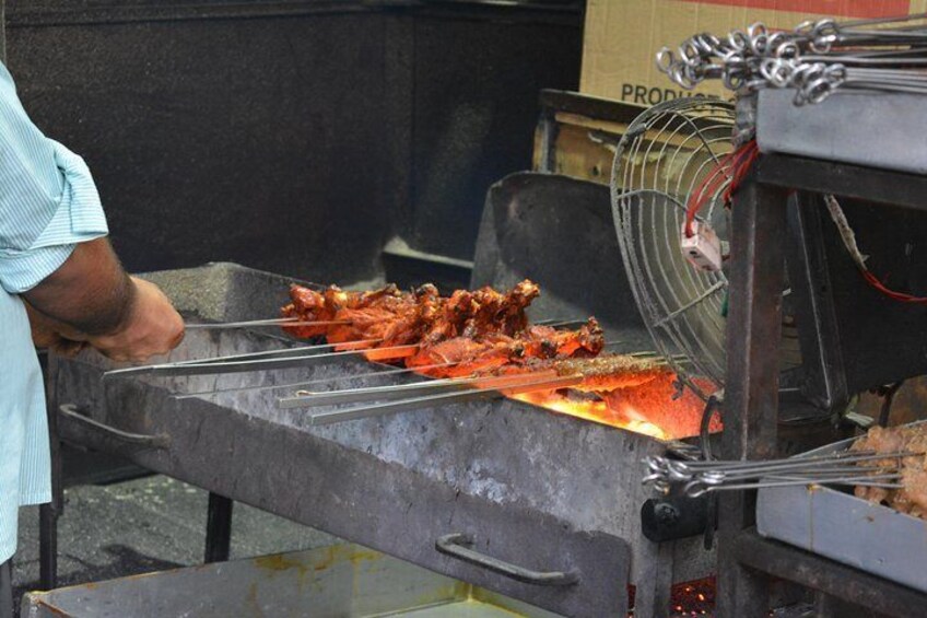 Private 4-Hour Tour of Mumbai’s Tastiest Local Foods