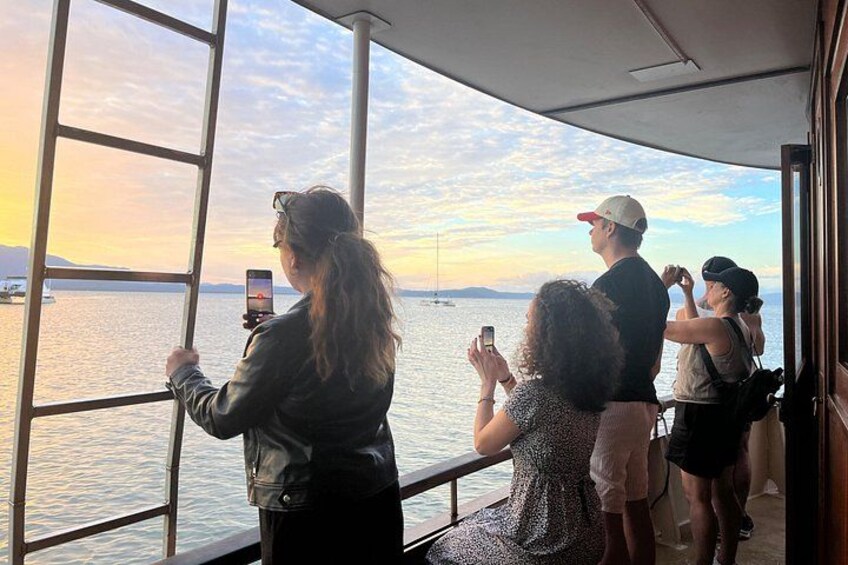 Sunset Cruise. 3