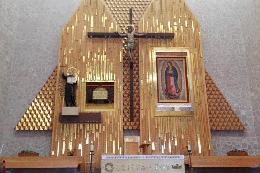 Santo Toribio Romo Sanctuary 4
