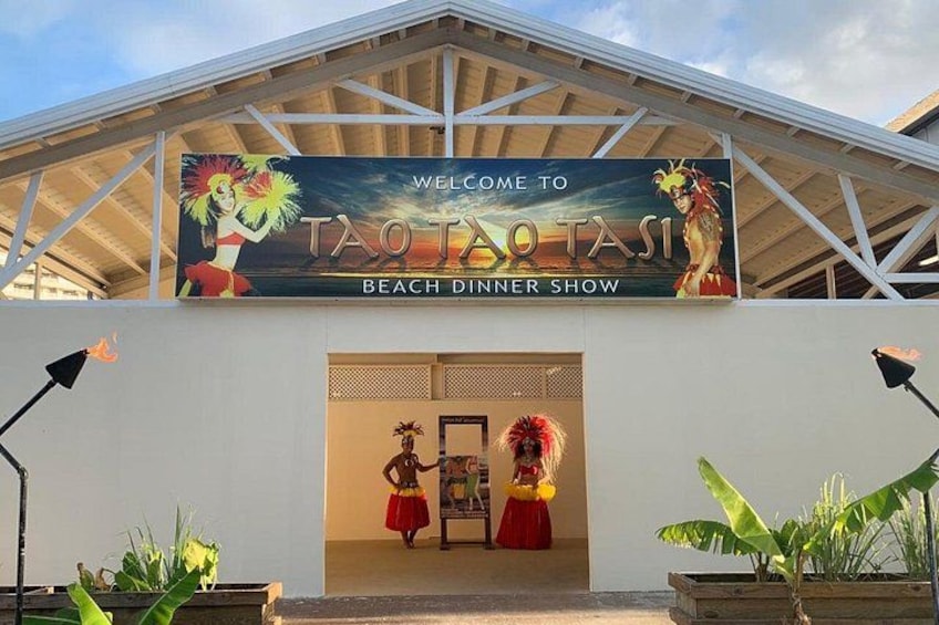 Taotao Tasi the Beach Dinner Show in Guam 3