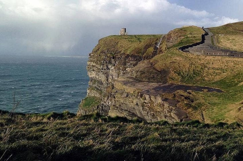 Cliffs of Moher - O'Briens Tower 5