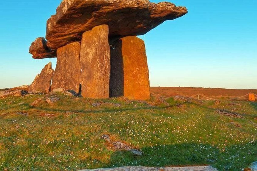 Gleninsheen Wedge Tomb 1