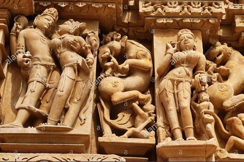 From Delhi : Golden Triangle Tour with Khajuraho and Varanasi 2