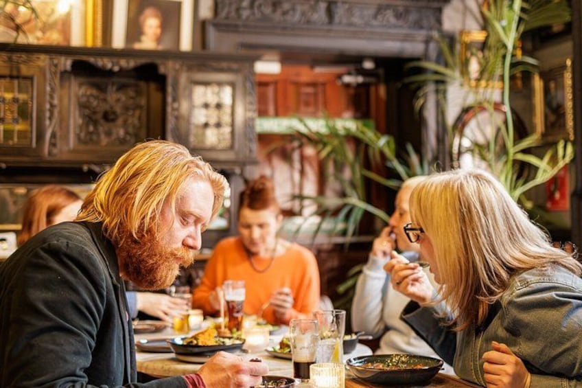 Dublin 3-Course Irish Food Tour: 3 Historic Pubs 1