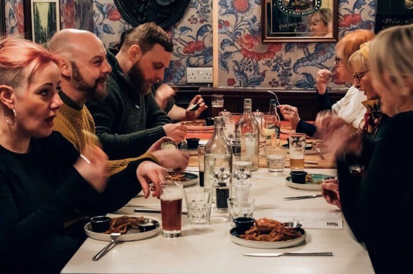 Dublin 3-Course Irish Food Tour: 3 Historic Pubs 4