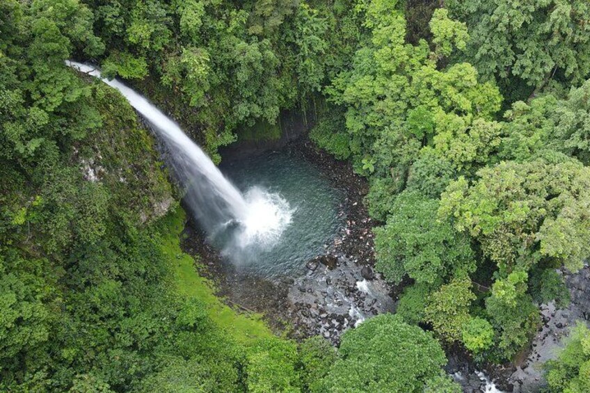 Skip-the-Line La Fortuna Waterfall Admission Ticket 2