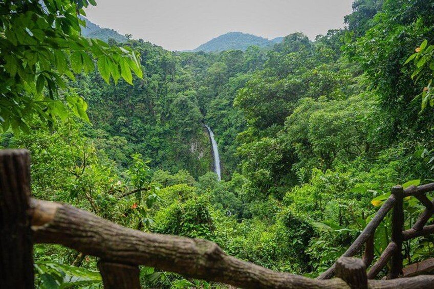 Skip-the-Line La Fortuna Waterfall Admission Ticket 2