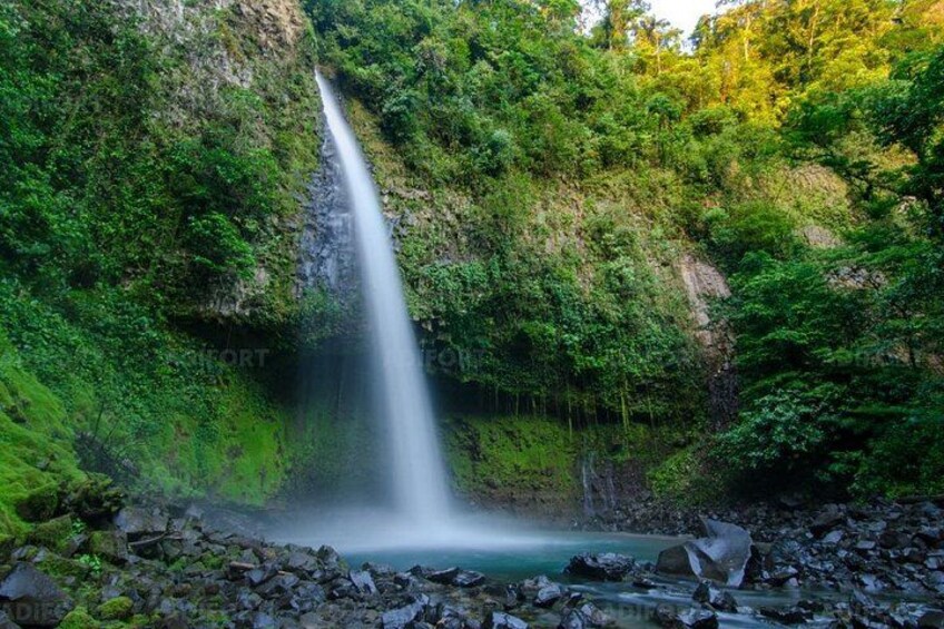 Skip-the-Line La Fortuna Waterfall Admission Ticket 1