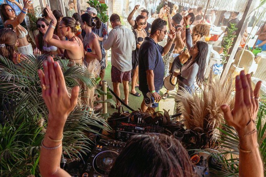 Bora Bora Cartagena Beach Club Full Day Experience 3