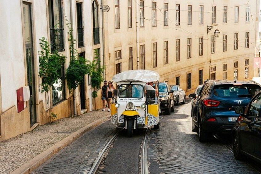 Private Lisbon Sightseeing Tuk-Tuk Tour: Alfama, Belém & More 3