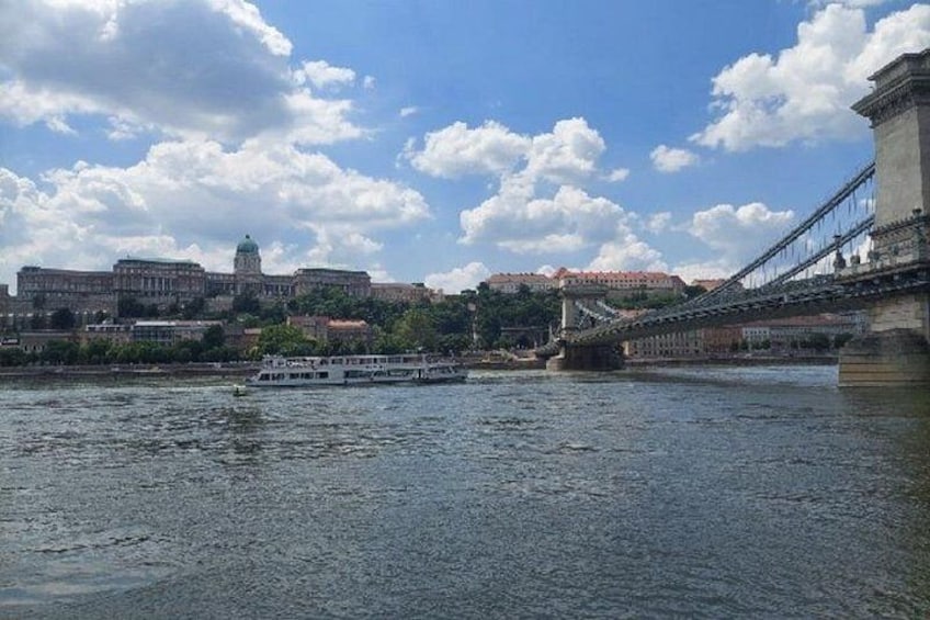 Buda Castle, Chain Bridge and M/S Neptun 2