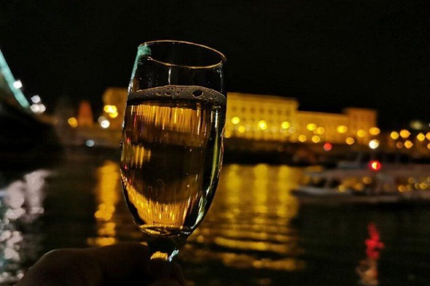 Corvinus University with a glass of champagne (c) and thx @N_s_Pizza 3
