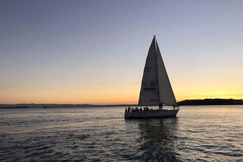 Auckland Harbour Sailboat Cruise Including Three Course Dinner 2