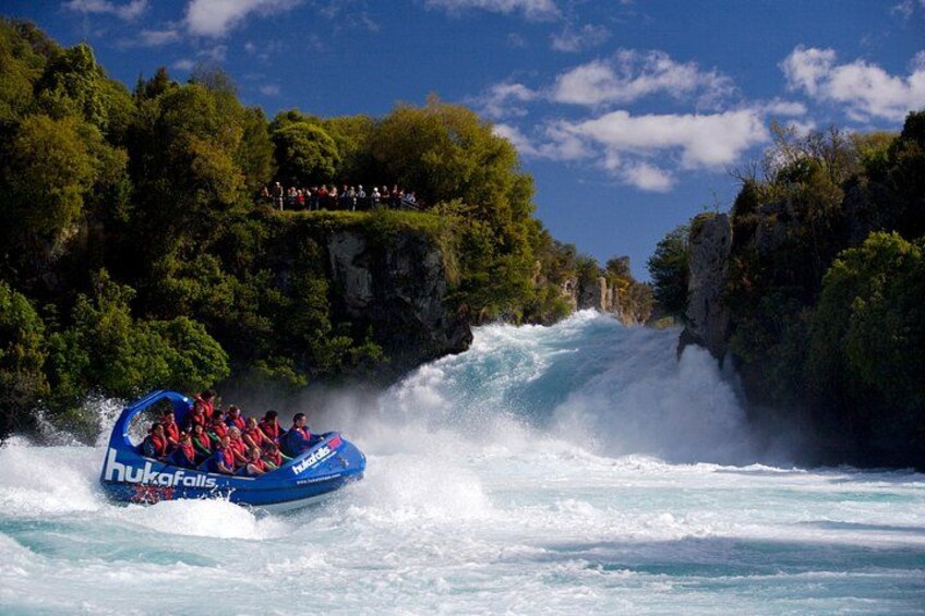 Huka Falls by Jet Boat 4