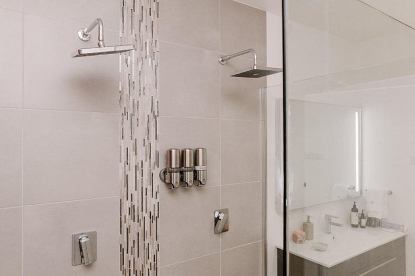Shower Facilities 3