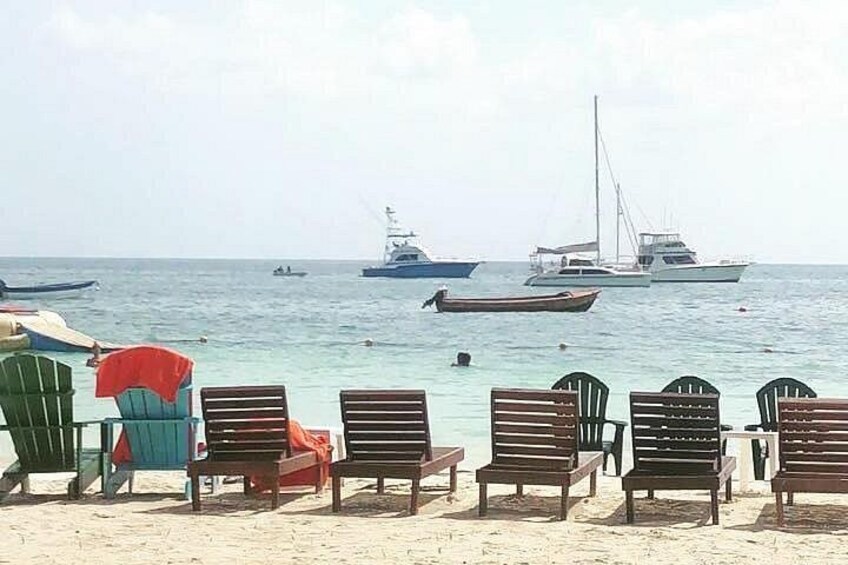 [PRIVATE] Negril Sightseeing Tour with RickS Cafe Cliff Diving 1