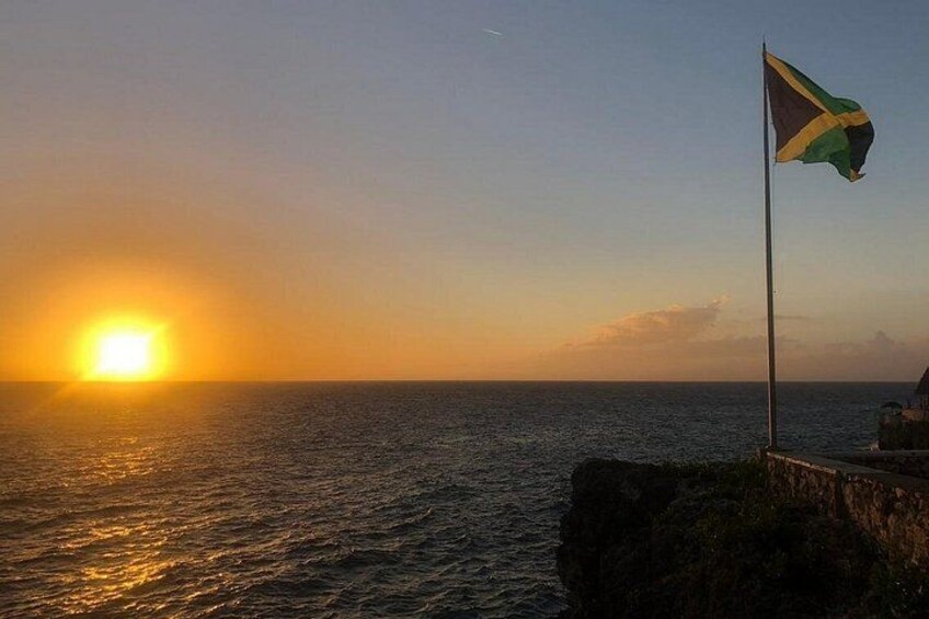 [PRIVATE] Negril Sightseeing Tour with RickS Cafe Cliff Diving 5