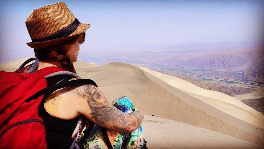 Cerro Blanco: Hiking and Adventure in the tallest Sand Dune 