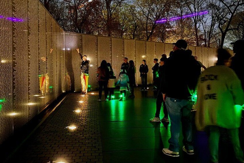 Discounted DC Night Tour With Magic LED- Snacks, LED Bracelets 1