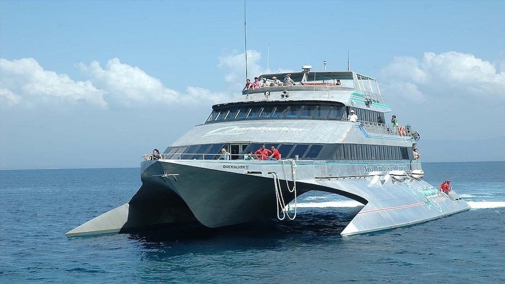 Bali Quicksilver Luxury Cruise with Transport