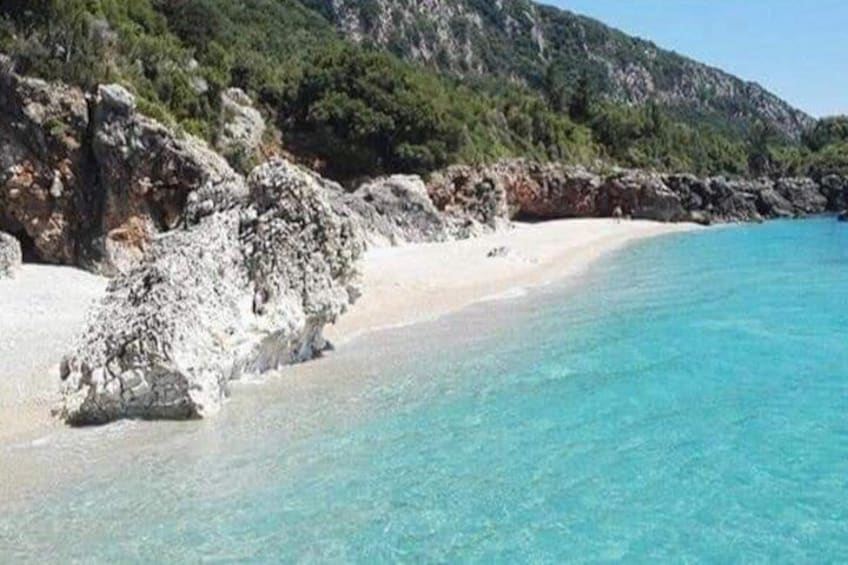 Boat to the Beaches of Krorëz & Kakome 2