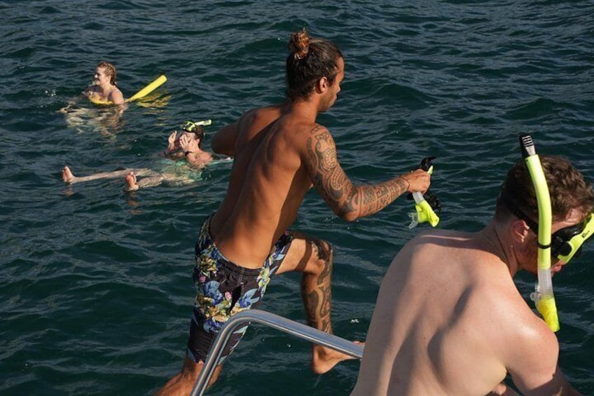 Blue Dolphin - Public Catamaran Tour - Tamarindo 4