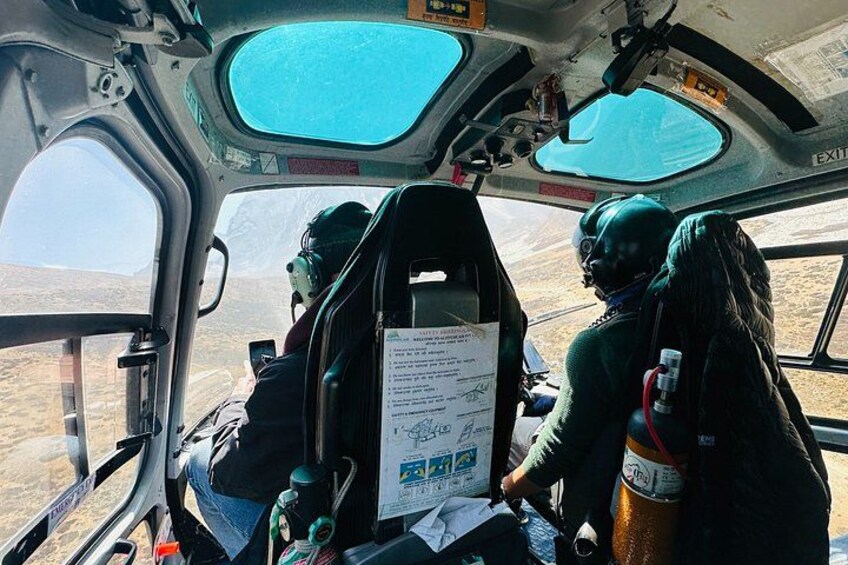 Everest Base Camp & Kala Patthar Landing Helicopter Tour 2