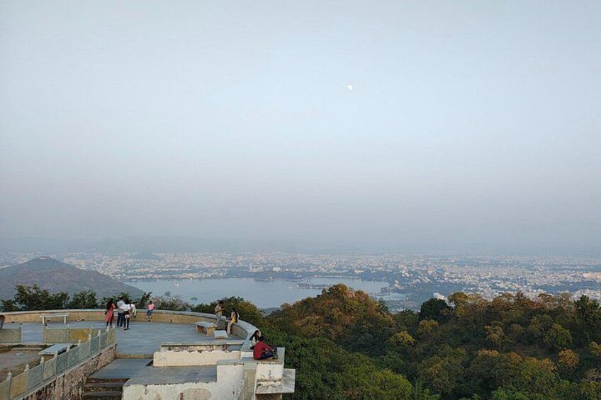 Round Trip Transfers to Sajjangarh Monsoon Palace with tickets 3