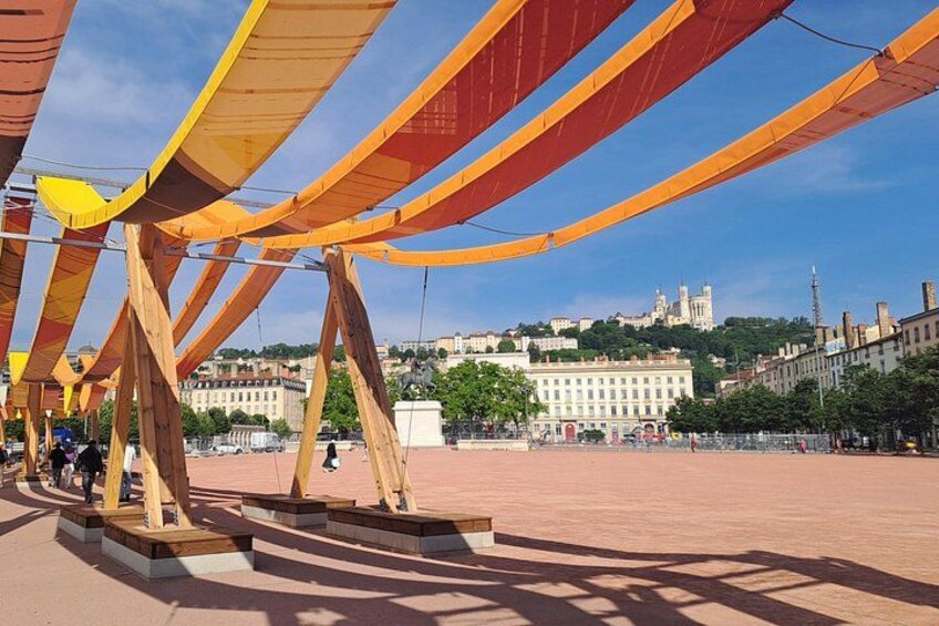 Big Traboules in Little Lyon Private Walking Tour 2