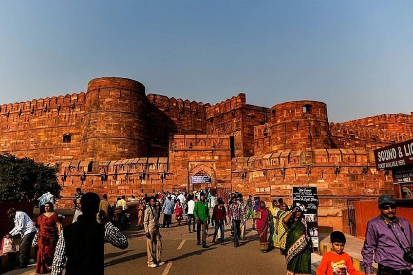 Private Taj Mahal & Agra Fort Day Tour from Jaipur with 5-Star Lunch 4
