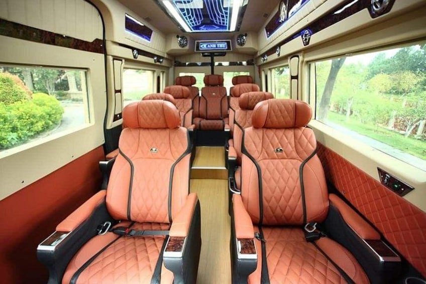 Limousine Bus from Hanoi to Ninh Binh/Tam Coc 2