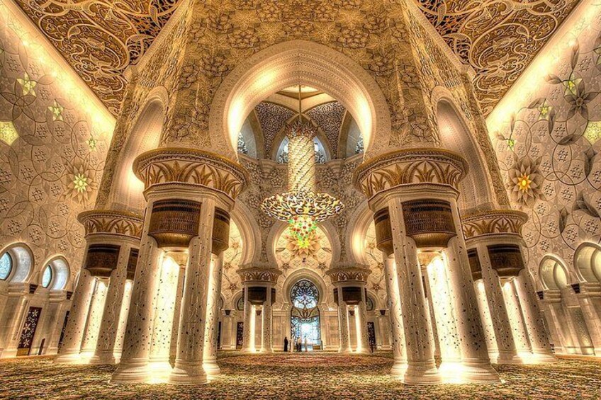 SHEIKH ZAYED GRAND MOSQUE 1