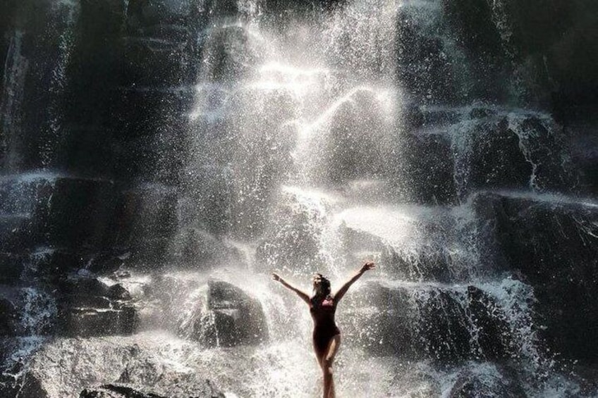 Ubud: Full-Day Rice Terrace, Monkey Forest, Temple and Waterfall. 2