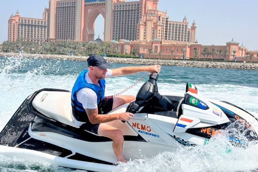 Dubai: 30min Jet Ski: Burj Al Arab w Pics, Videos, free Ice Cream 3