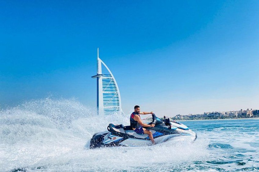 Let's click in front of Burj Al Arab 3